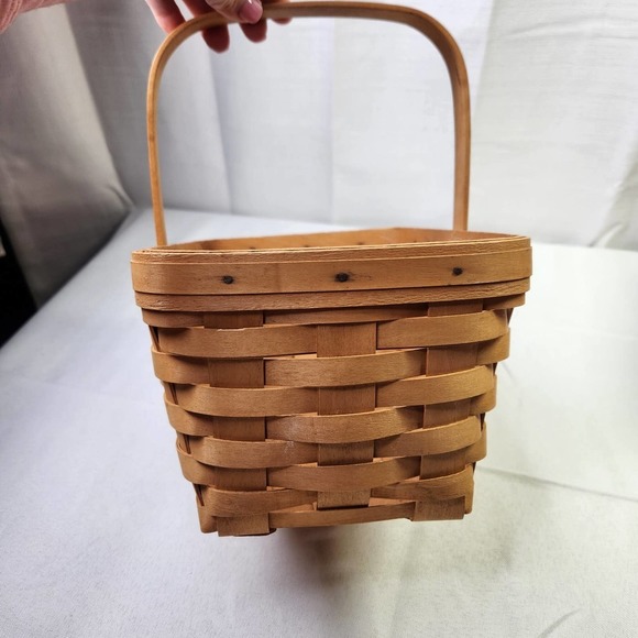 Vintage 2000 Longaberger Woven Rectangular Picnic Basket With Handle Brown - Picture 3 of 11